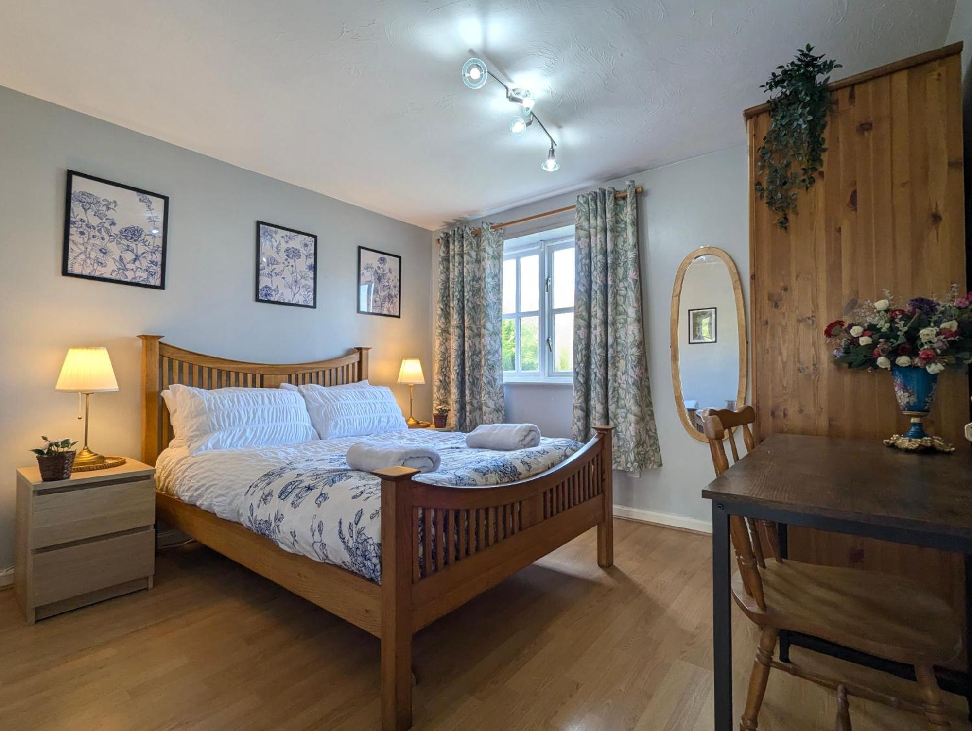 City Centre Vintage Theme Guest Rooms Free Parkin Liverpool Exterior photo